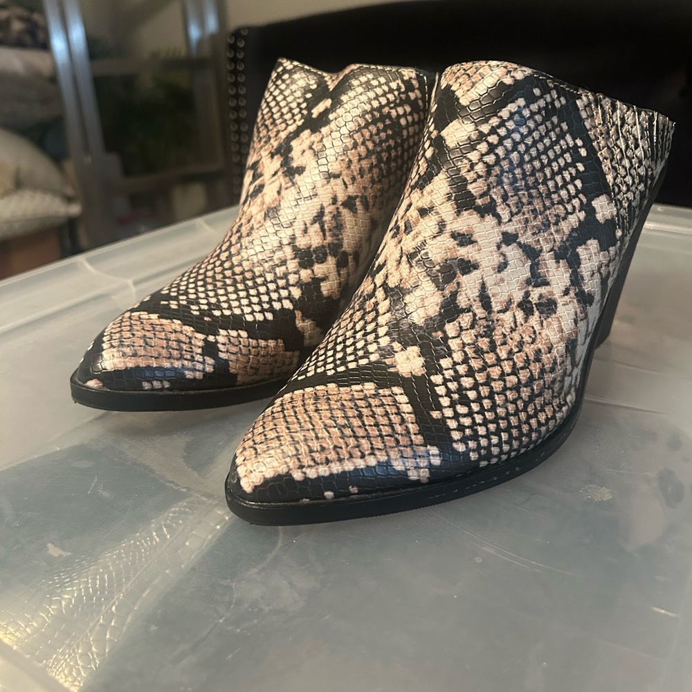 Treasure & Bond Black and Cream Snakeskin Ankle Booties